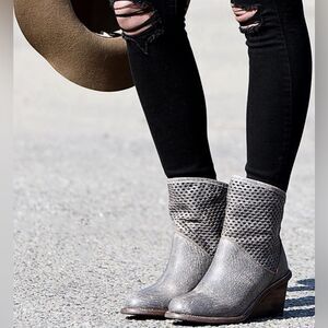 NWT Bed Stu Brown Leather Cobbler Duchess Perforated Wedge Boots Women size 8